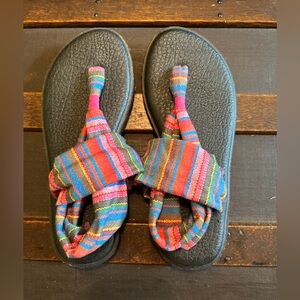 Comfy SANUK sandals. Size 8.5